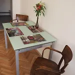 Apartamento Stylish Near Jezerka Park Praga
