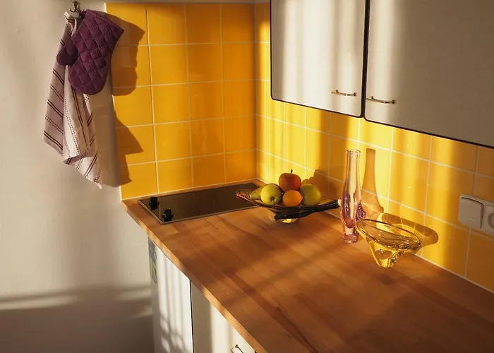 Stylish Near Jezerka Park Appartamento Praga